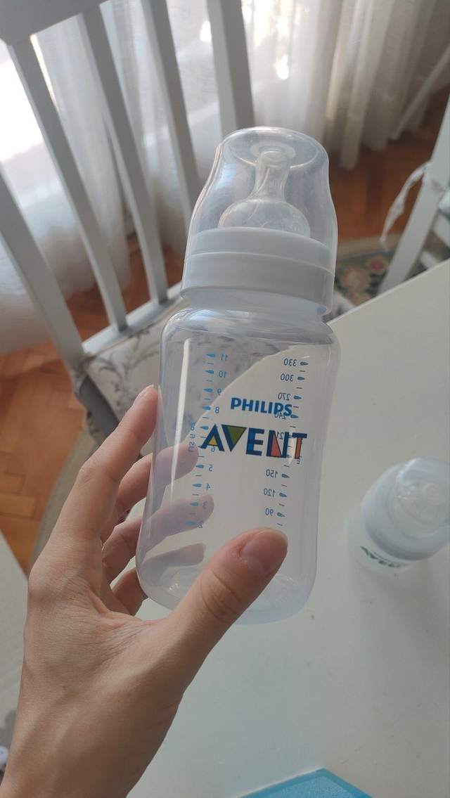 🍼 Бутылочки антиколиковые — фото 2 из 3