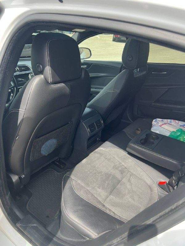 💶12.700€ · 🏎️Jaguar XE 2.0d R-Sport — фото 8 из 10