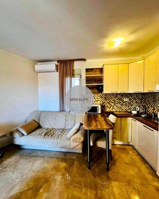 Продажа квартиры-студии, Бечичи — фото 2 из 10