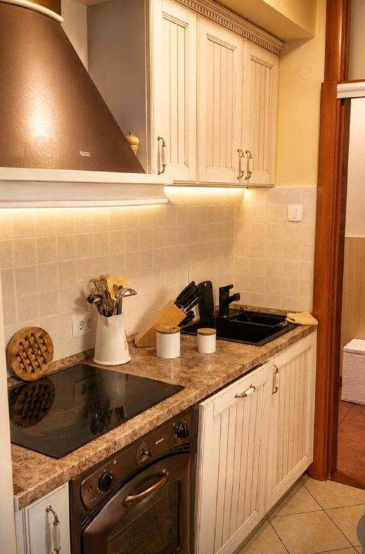 📌 ID 10049 · 🏡 Сдаётся просторная квартира с 2 спальнями в самом центре Тивата — фото 1 из 10
