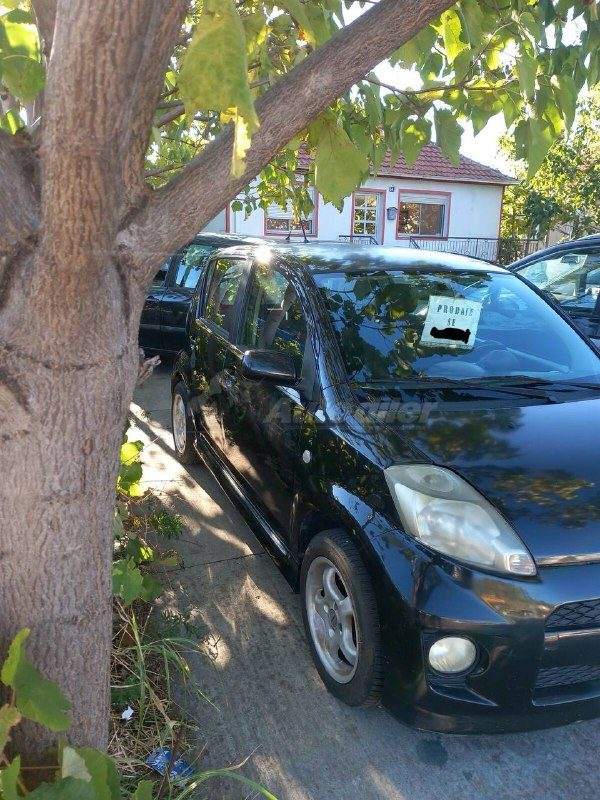 Продаётся Daihatsu Sirion (2009) — фото 3 из 7