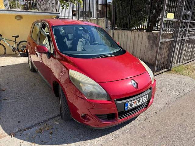 🚗 Renault - Scenic - 1.9 DCI — 2009 г — фото 1 из 10