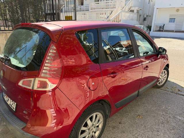 🚗 Renault - Scenic - 1.9 DCI — 2009 г — фото 2 из 10