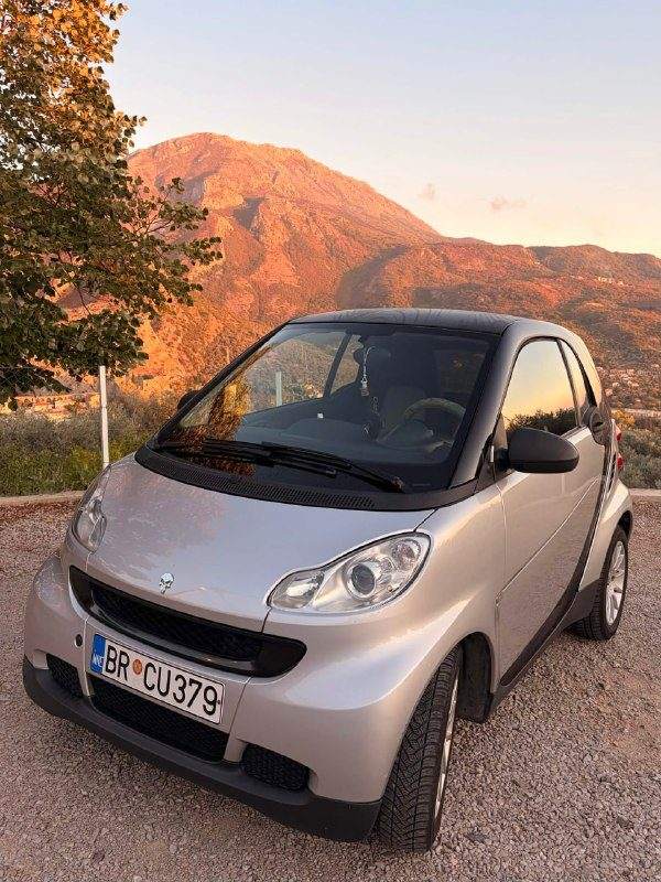 Продам Smart forTwo 2011 — фото 1 из 10