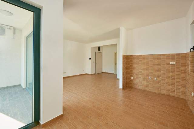 🏠 Квартира с 2 спальнями · Бечичи · €176 400 — фото 1 из 10