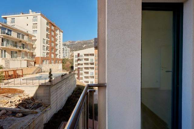 🏠 Квартира с 2 спальнями · Бечичи · €176 400 — фото 5 из 10