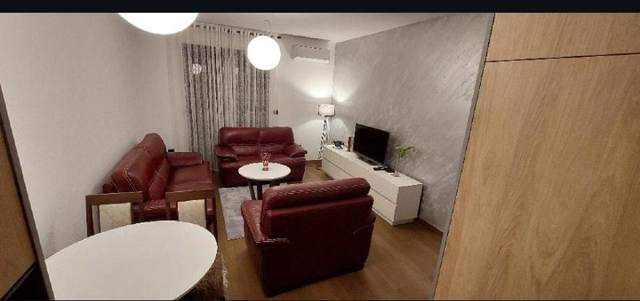 🏠 Квартира с 1 спальней · Подгорица · €650 / мес — фото 4 из 10
