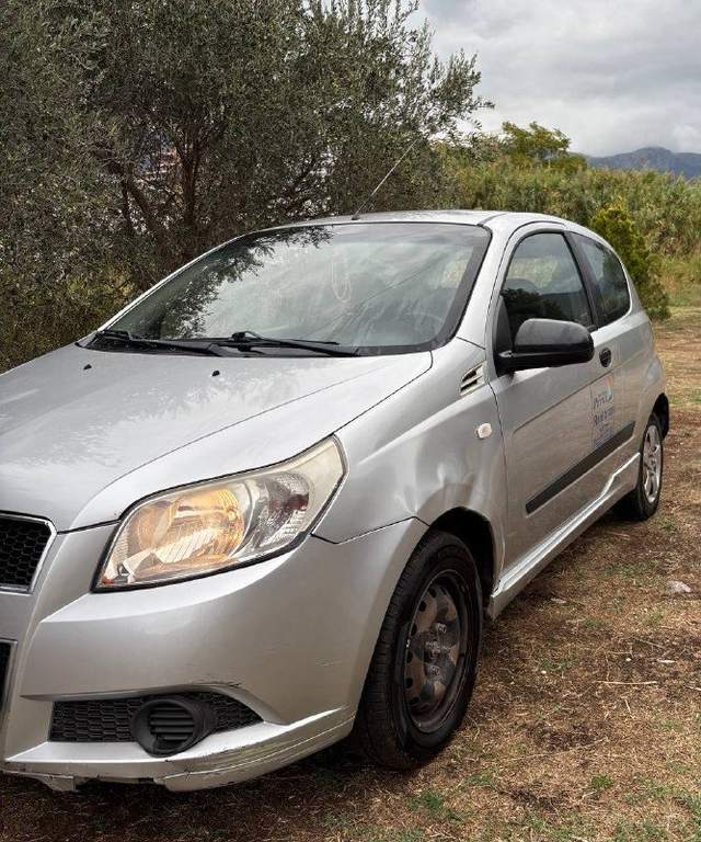 Chevrolet Aveo 1.2 бензин, 2011 г — фото 2 из 9