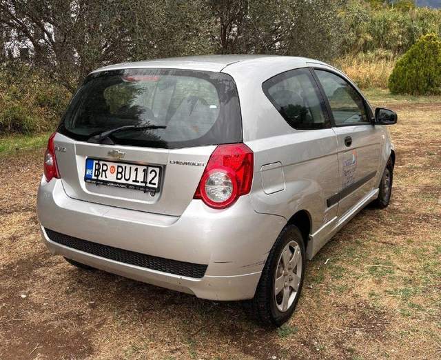 Chevrolet Aveo 1.2 бензин, 2011 г — фото 3 из 9