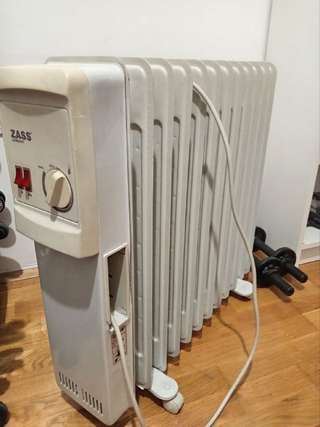 Масляный обогреватель 2000W Zass (Германия) в хорошем состоянии, греет хорошо