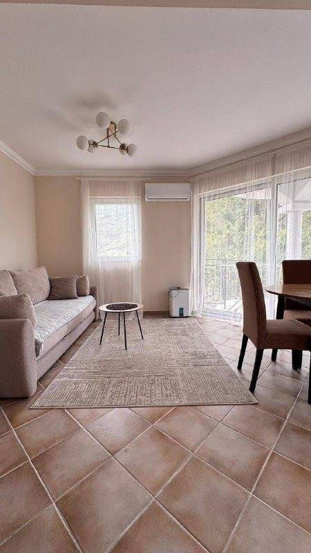 "🏡 СДАЁТСЯ 3-КОМНАТНАЯ КВАРТИРА В ЛАСТВА ГРБАЛЬСКА — фото 1 из 10