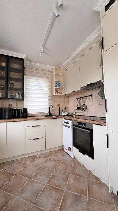 "🏡 СДАЁТСЯ 3-КОМНАТНАЯ КВАРТИРА В ЛАСТВА ГРБАЛЬСКА — фото 4 из 10
