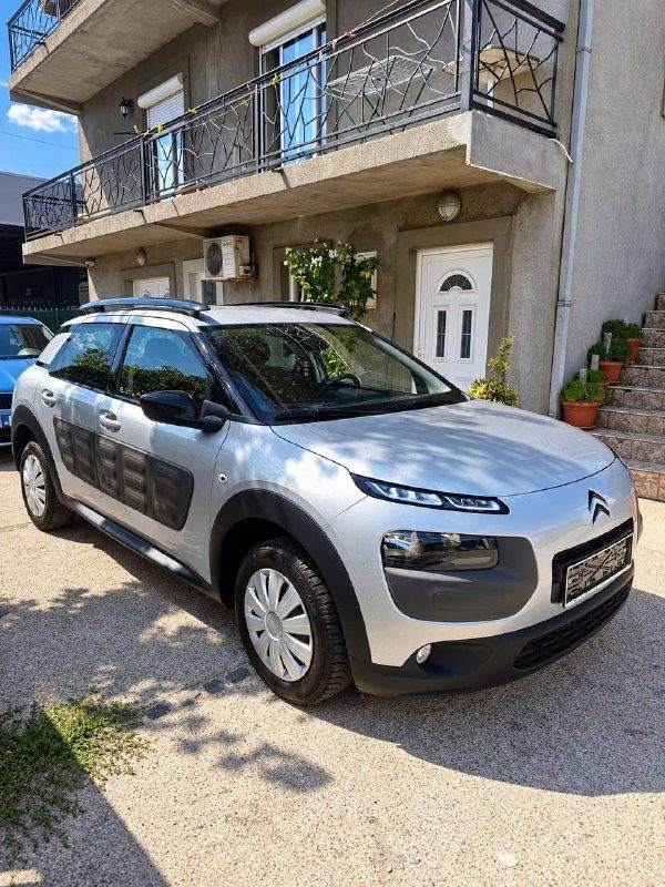 Продам Citroën C4 Cactus 1.2 VTi, 2014 г — фото 1 из 4