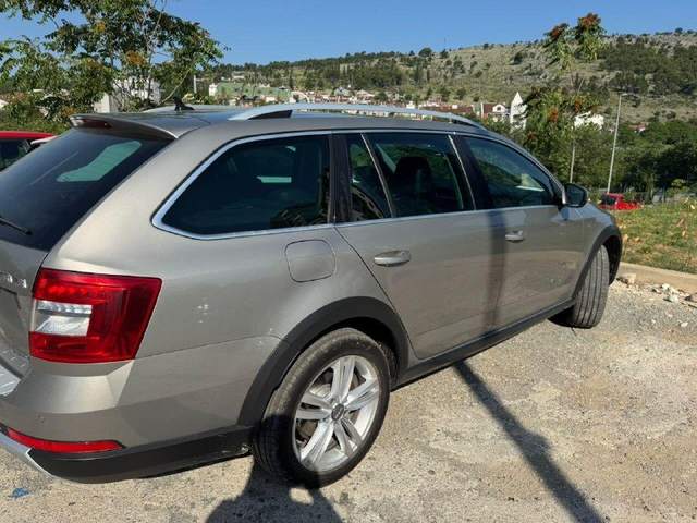 Skoda Octavia Scout 2019 2.0 TSI полный привод — фото 4 из 6
