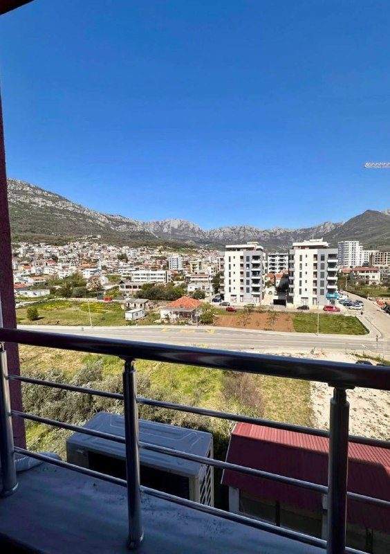 Продается видовая квартира с 2 спальнями в районе Илино, г.Бар — фото 2 из 10