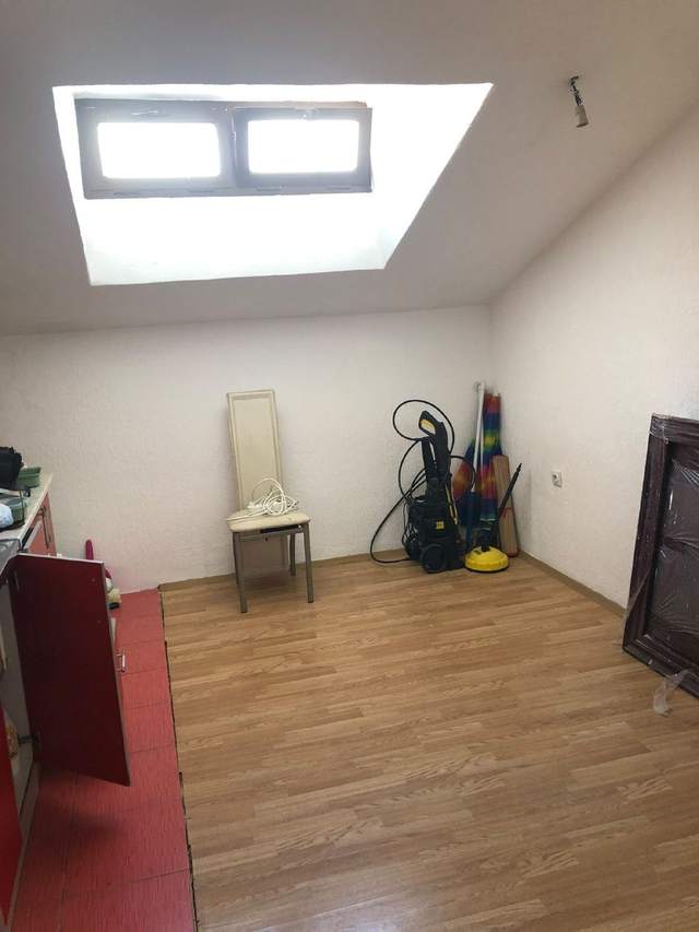 Продается квартира 109 м2 на мансардном этаже в Будве за 137 000€ — фото 6 из 10