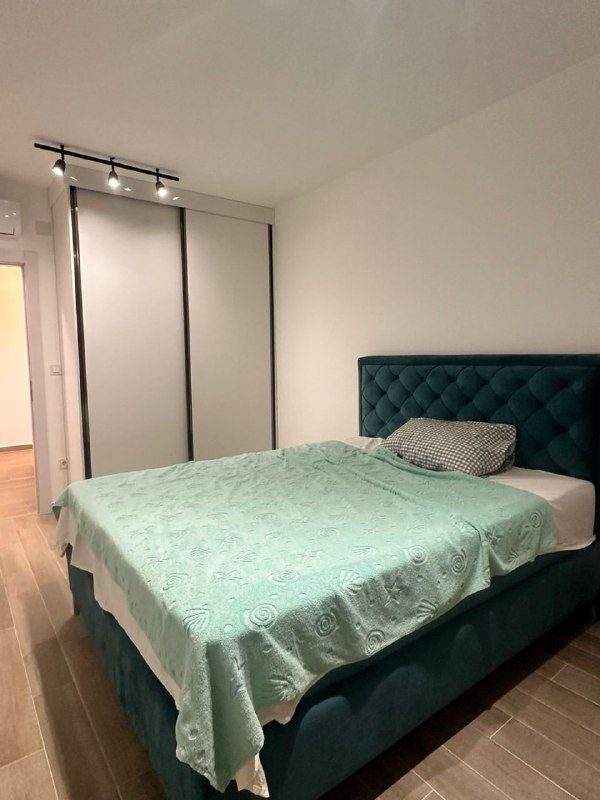 🏠 Квартира с 2 спальнями · Бечичи · €1 200 / мес — фото 8 из 10