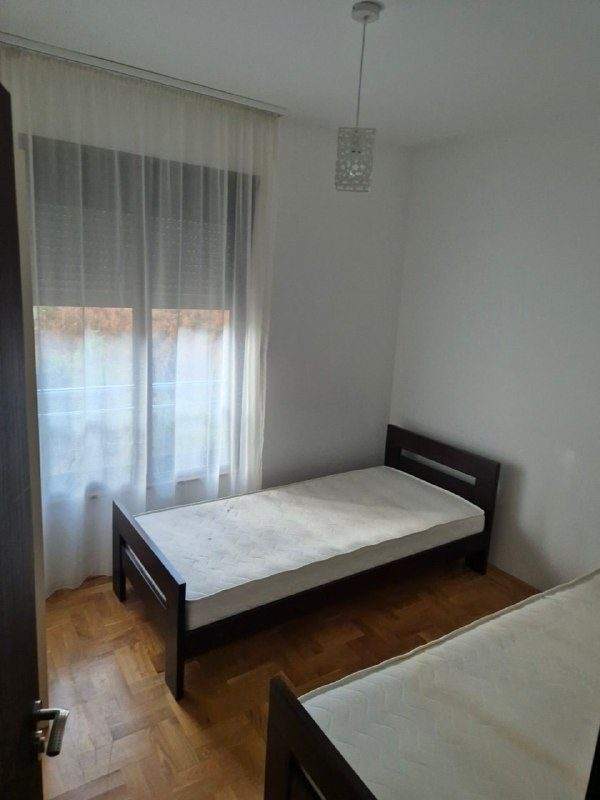 🏠 Квартира с 2 спальнями · Бечичи · €900 / мес — фото 8 из 8