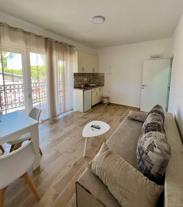 🏡 RELAX APARTMANI SUTOMORE 🇲🇪 — фото 5 из 7
