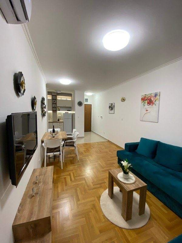 🏠 Квартира с 1 спальней · Будва · €700 / мес — фото 5 из 8