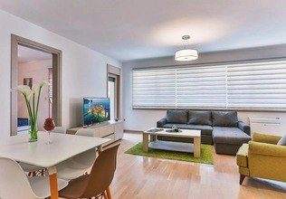 🏠 Квартира с 2 спальнями · Будва, Центр · €1 000 / мес — фото 5 из 10