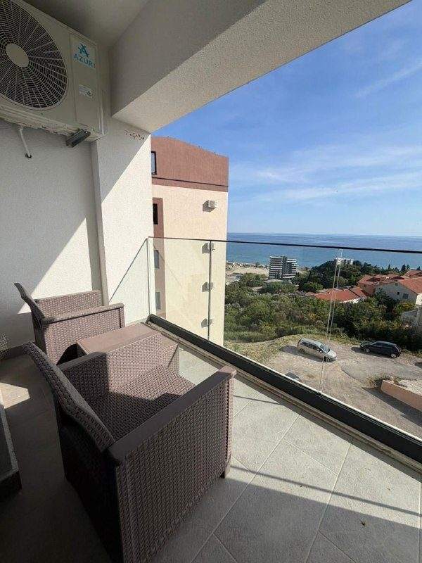 🏠 Квартира с 2 спальнями · Бечичи · €650 / мес — фото 4 из 9