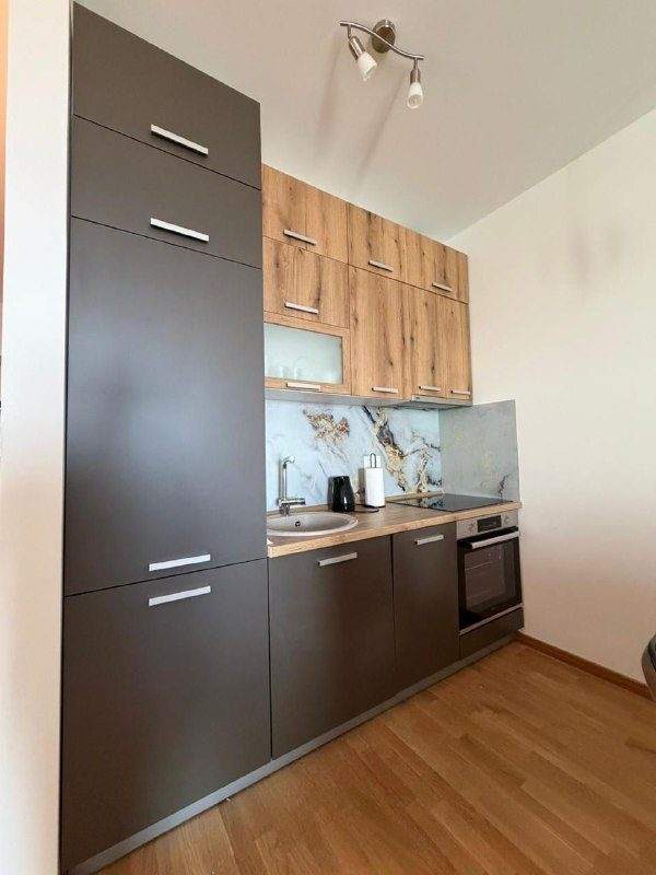🏠 Квартира с 2 спальнями · Бечичи · €650 / мес — фото 5 из 9